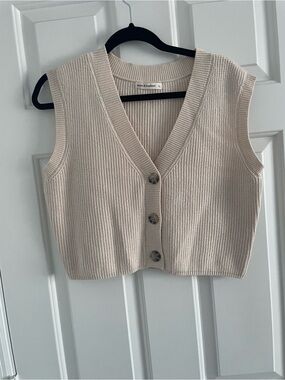 moon & madison Soft Cream Ribbed V-Neck Knit Vest